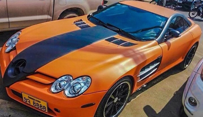 Siêu xe Mercedes SLR McLaren sơn màu cam nhám, mâm độ cùng biển tứ quý 8.