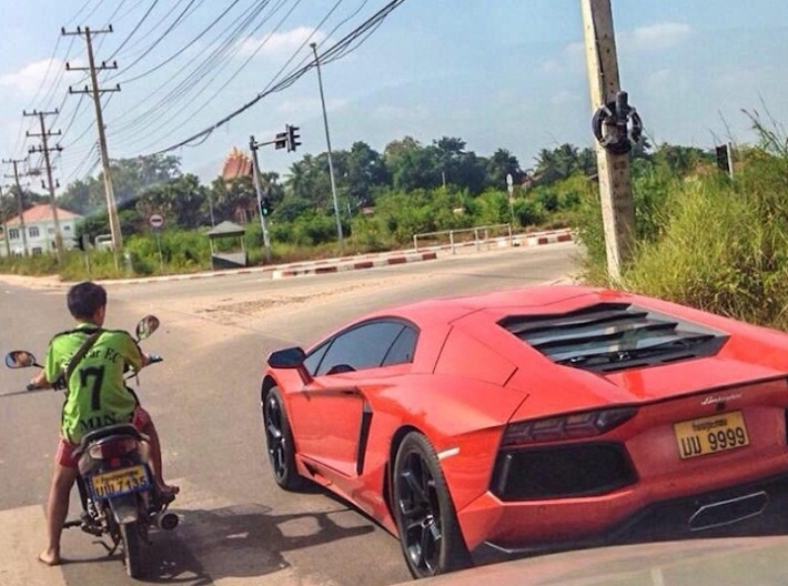 "Siêu bò" Lamborghini Aventador biển tứ quý 9.