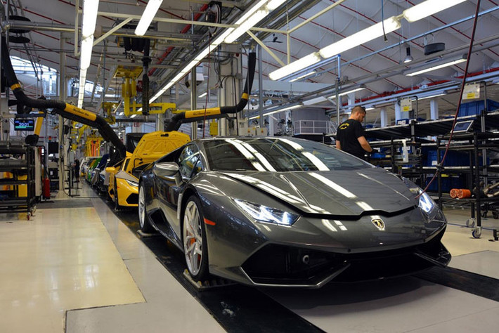 Một "siêu bò" Lamborghini Huracan đã hoàn thiện 100%.