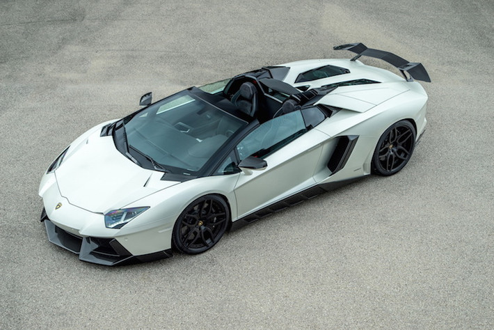 Có thời gian tăng tốc ngang bản độ Mansory, nhưng Torado chỉ đạt tốc độ tối đa 360 km/h