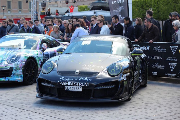 Một chiếc Porsche 911 độ "full bài" bởi hãng TechArt tới từ Đức.