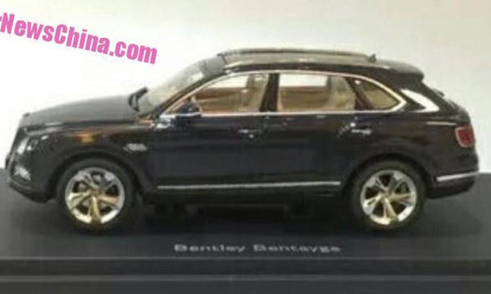 Bentayga có vòm mái mềm mại hơn, hấp dẫn hơn rất nhiều so với mẫu concept SUV EXP-9F đầu tiên của Bentley.