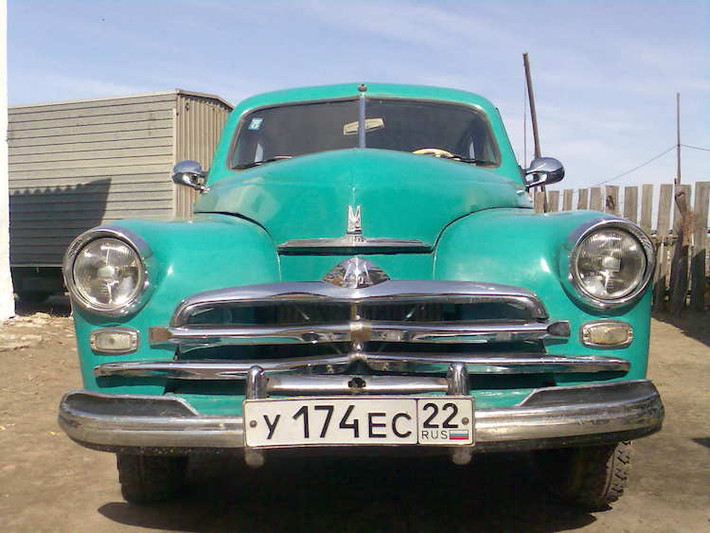 GAZ-M20 Pobeda là mẫu xe đầu tiên do Nga sản xuất có gạt nước mưa hoạt động bằng điện, đèn xi-nhan