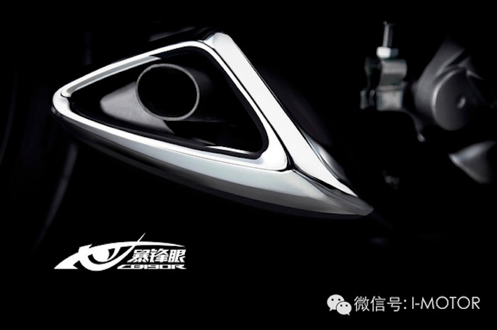 Sở hữu động cơ 180 cc, chiếc xe có được khả năng vận hành ấn tượng hơn, trong khi có trọng lượng chỉ ngang bằng các loại xe với động cơ 150 cc.