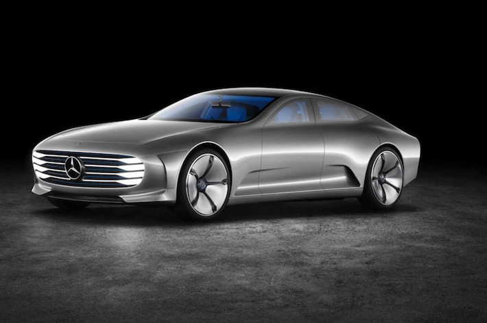 Không chỉ dừng lại ở vai trò là một chiếc xe ý tưởng, Mercedes Concept IAA còn có vai trò là sự "xem trước" một số chi tiết trên những dòng xe sang khác của hãng trong tương lai như CLS hoặc S-Class.