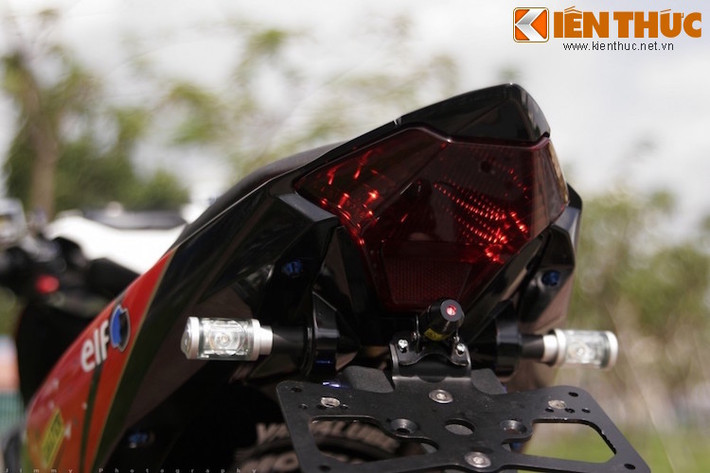Phần đuôi của Exchiter 135 zin đã được thay thế bằng đuôi của Exciter 150.