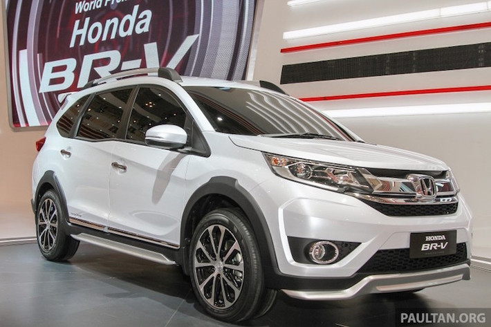Về cơ bản, chiếc crossover 7 chỗ cỡ nhỏ Honda BR-V có thể được coi như phiên bản "địa hình" của mẫu MPV Mobilio đang được Honda bán ở một số thị trường Đông Nam Á.