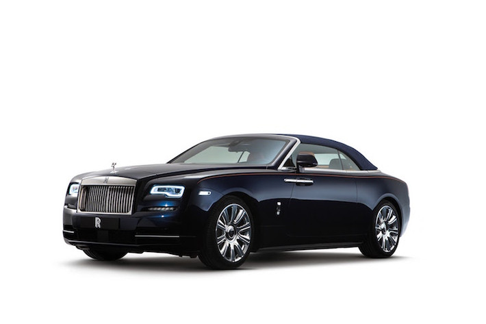 Các kỹ sư Rolls-Royce cho biết họ đã sử dụng một công nghệ chế tạo gioăng với tên gọi "French Seam" để khiến Dawn trở thành chiếc mui trần yên tĩnh nhất Thế giới khi đóng mui.