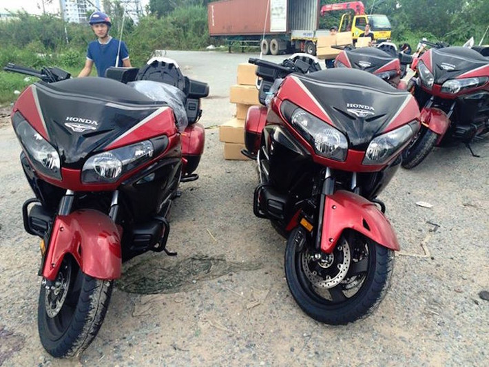 Để kỷ niệm 40 năm ngày ra mắt Goldwing, Honda đã tung ra phiên bản đặc biệt 40th Anniversary Edition cho dòng xe này vào năm nay.