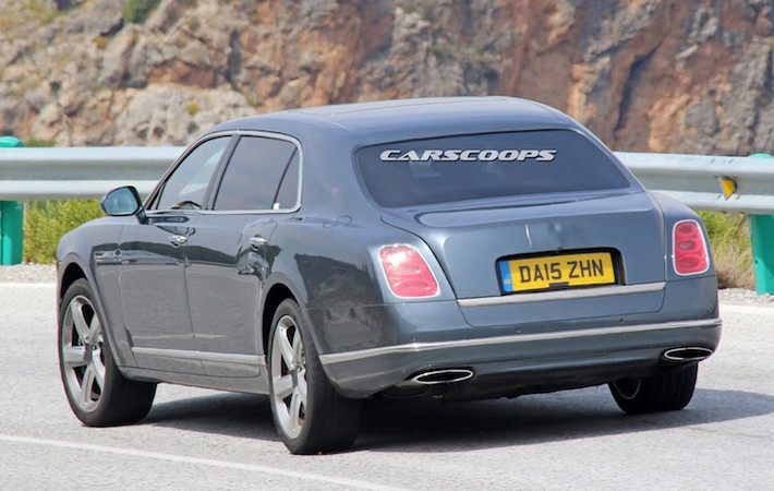Siêu xe sang Mulsanne EWB dự đoán sẽ được hãng Bentley ra mắt trong nửa đầu năm 2016.