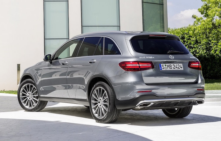 Theo Mercedes, GLC có hệ số cản khí động học thấp nhất trong phân khúc, chỉ đạt cd=0,31. Điều này sẽ giúp cải thiện mức tiêu thụ nhiên liệu của xe.