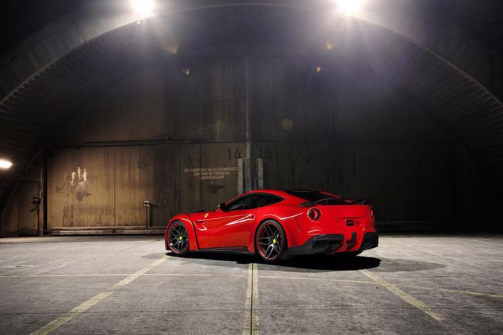 Tại châu Âu, một chiếc Ferrari F12Berlinetta với gói độ N-Largo có giá lên tới 500.000 Euro (tương đương 12,5 tỷ đồng).