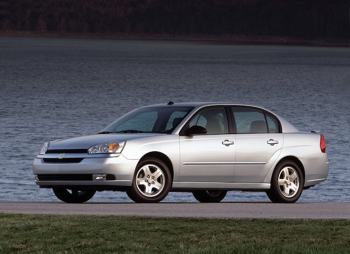 Năm 2004, Chevrolet tiếp tục sử dụng nền tảng chassis mới cho Malibu thế hệ thứ 7. Sau đó chiếc xe liên tục phát triển với những tính năng cập nhật nhất về công nghệ nâng cao hiệu suất, an toàn.