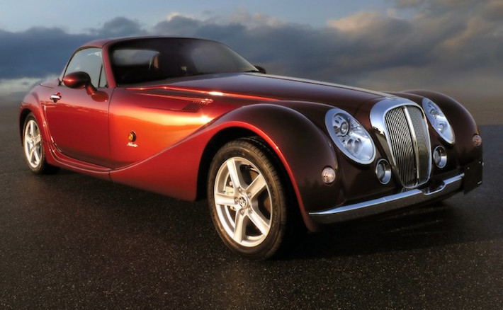 Trên thực tế, Mitsuoka giống như là một hãng chế tác thân xe, do hãng chỉ việc sử dụng những dòng xe đang có trên thị trường và sửa đổi kiểu dáng của chúng theo thiết kế.