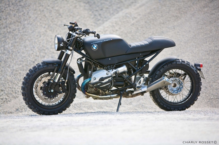 Bình xăng được Lazareth "đặc chế" riêng, tuân thủ theo phong cách của cafe racer đồng thời tạo cho xe vẻ cổ điển.