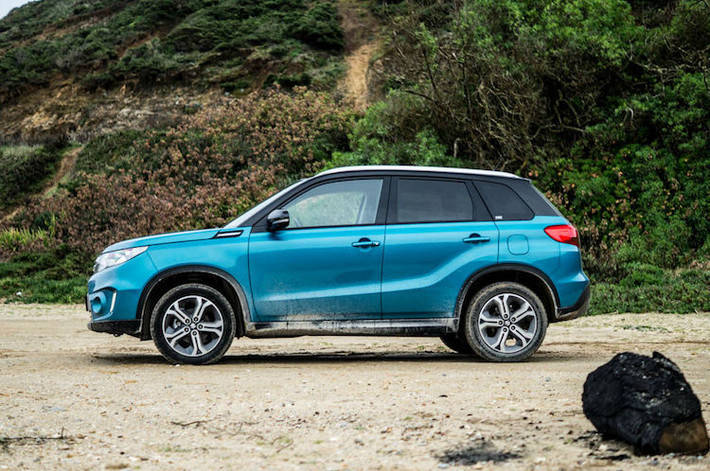 Vitara sở hữu thiết kế điển hình theo phong cách Suzuki, với kiểu dáng vừa cứng cáp, vừa trẻ trung, năng động.