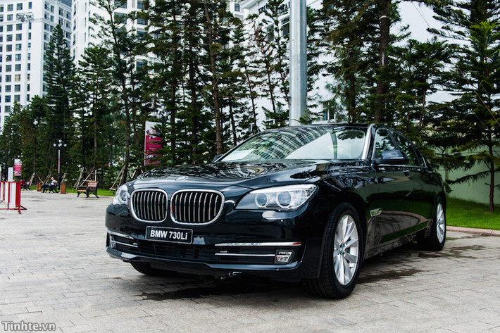 Tại Malaysia, BMW 760 Li có giá 648.800 ringgit (tương đương gần 4 tỷ VND). Tuy nhiên dàn xe phục vụ cho Asean Summit 26 được chính phủ Malaysia thuê của BMW.