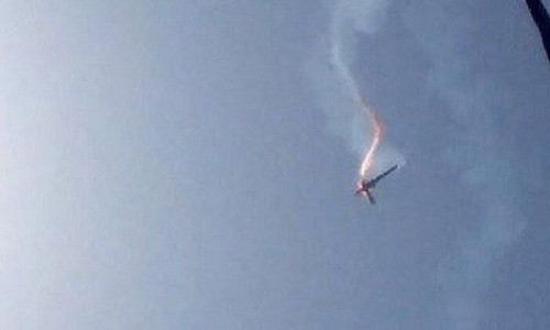 Việc bắn hạ chiếc UAV RQ-4C của Mỹ bằng tên lửa của Iran cũng cho thấy khả năng phòng không của nước này là mối đe dọa lớn đối với ưu thế trên không của Mỹ. Ảnh: Hình ảnh được cho là RQ-4C của Mỹ đang bốc cháy do IRGC công bố - Nguồn: IRGC.