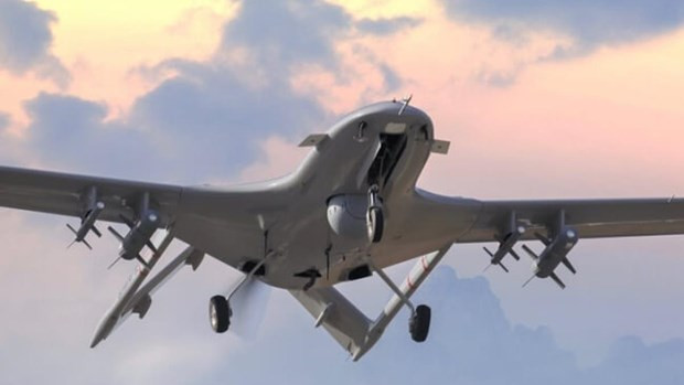 Do đó, để tăng tốc độ giao hàng, một số chiếc UAV TB-2 do Ukraine đặt hàng sẽ được sản xuất theo phương thức lắp ráp tại Ukraine. Ngoài việc tăng tốc độ giao hàng, động thái này còn có thể giúp Ukraine tiết kiệm 35% chi phí. Ảnh: UAV TB-2 - Nguồn: Wikipedia.
