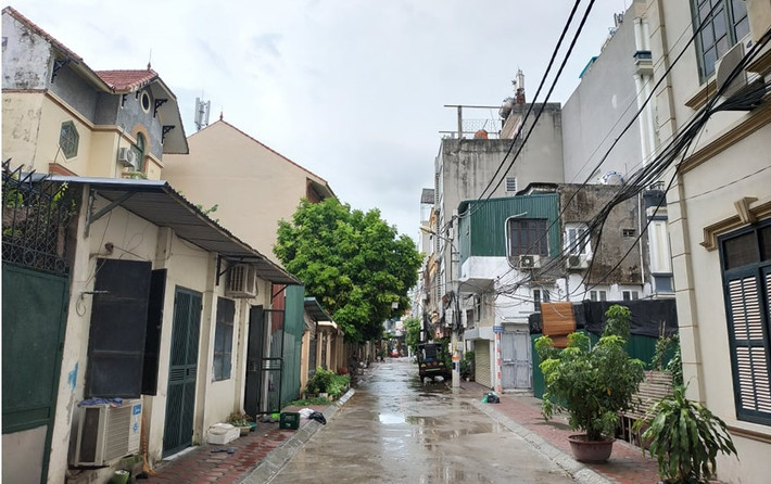 Khu vực quận Hoàng Mai thậm chí đã có mưa to từ lúc 13h30 ở các phường như Vĩnh Hưng, Thanh Trì...