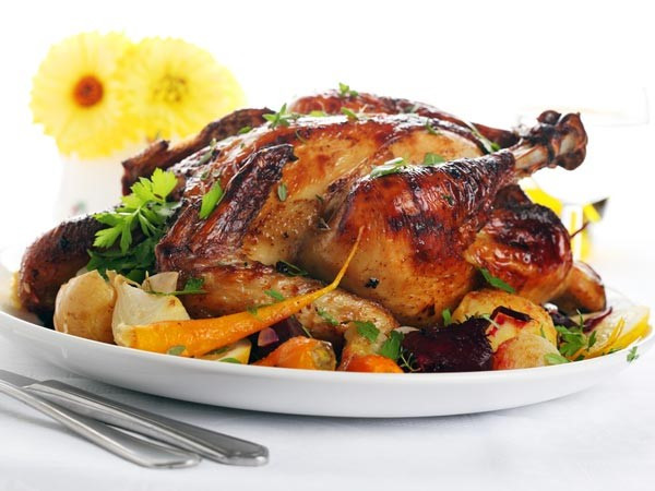 Đồ nướng rất giàu chất béo bão hòa, làm tăng cholesterol xấu, giảm cholesterol tốt và gây tình trạng viêm trong cơ thể. Ngoài ra, chúng còn tăng độ axit và gây rối loạn tiêu hóa vào mùa hè.