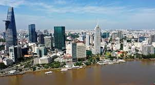 TP Hồ Chí Minh: Từ ngày 30/4 - 3/5, ngày trời nắng; chiều tối và tối có mưa dông cục bộ, riêng ngày 30/4, có mưa rào và dông rải rác. Trong cơn dông có khả năng xảy ra lốc, sét và gió giật mạnh. (Ảnh: TP HCM)