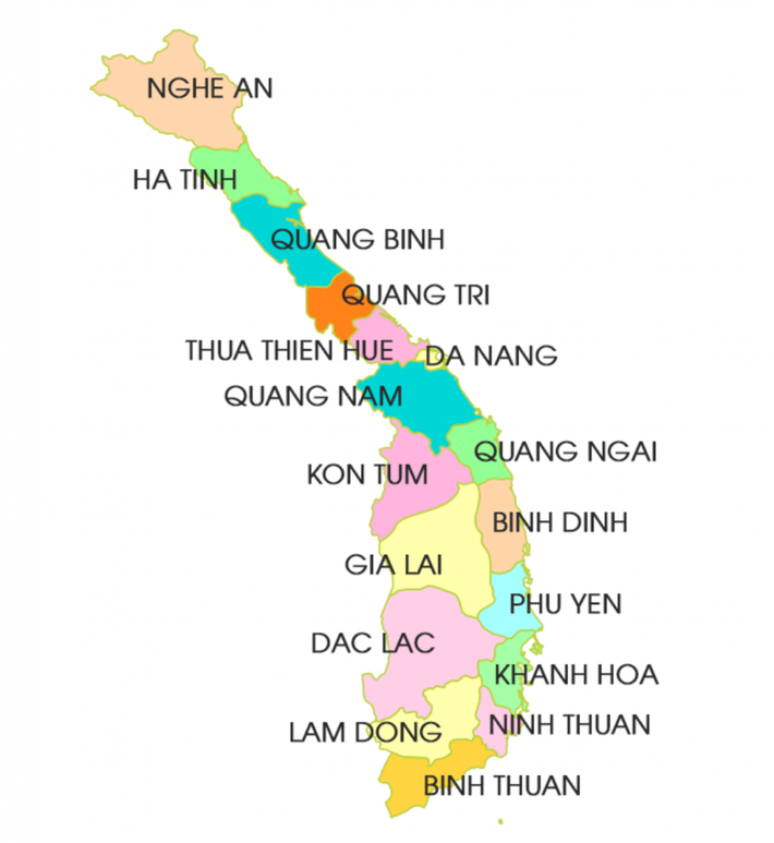 Các tỉnh ven biển Trung Bộ: Từ ngày 30/4 - 3/5, ngày trời nắng, riêng vùng núi Bắc và Trung Trung Bộ ngày 3/5 có nắng nóng cục bộ; chiều tối và đêm cục bộ có mưa dông. Trong cơn dông có khả năng xảy ra lốc, sét và gió giật mạnh.