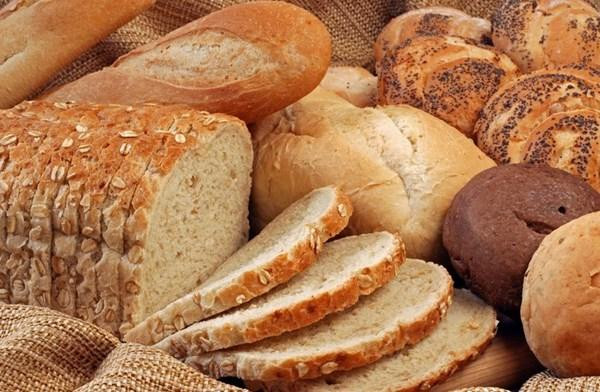 Ăn quá nhiều đồ ăn làm từ chất bột. Một số nghiên cứu cho thấy rằng, chế độ ăn giàu chất bột như gạo và bột mì kích thích nấm Candida - thủ phạm chính gây ra viêm nấm âm đạo, phát triển mạnh mẽ hơn. Chính vì thế, để phòng tránh viêm nhiễm vùng kín, chị em hãy tránh xa những loại thực này.