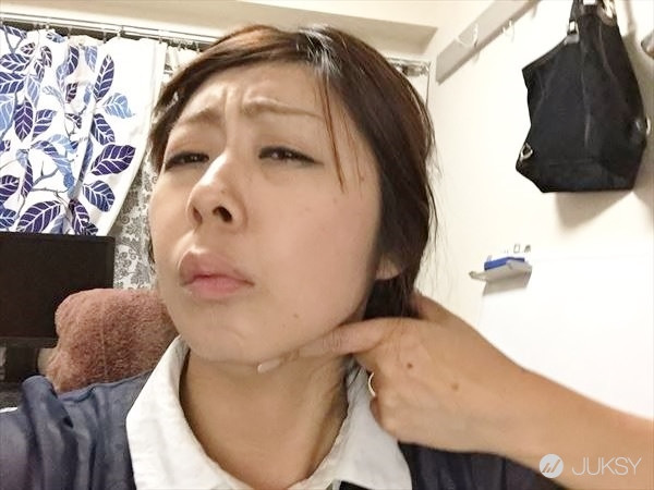 Tác dụng phụ của phương pháp này khiến cô nữ sinh này bị đau mỏi hàm.