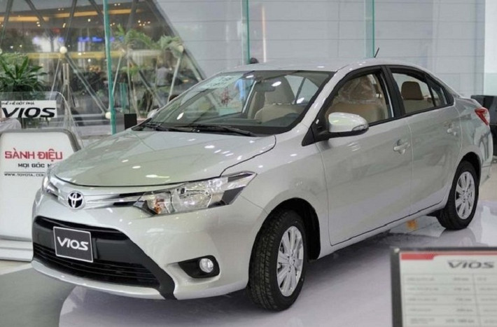 1. Toyota Vios : 1.106 xe. Mẫu xe sedan cỡ nhỏ của Toyota tiếp tục khẳng định được vị thế của mình tại thị trường Việt Nam. Vios đồng thời cũng là chiếc xe bán chạy nhất trong năm 2014. 