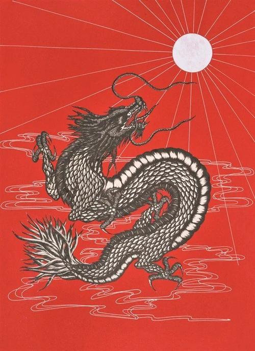 2. Con giáp tuổi Thìn: Tử vi 12 con giáp nhận thấy, người cầm tinh con rồng luôn biết lạc quan yêu đời, hành xử thiện lương, giàu cảm tính, không mưu cầu hạnh phúc mà phải đạp đổ hoặc hành hạ, tước đoạt niềm vui, lẽ sống của người khác. Thời gian trước đây, họ khá long đong lận đận vì làm việc quá vì người, quên đi bản thân.