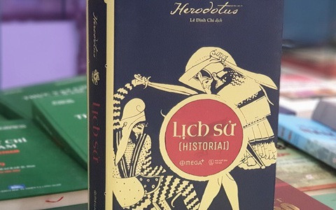 Từ những ghi chép của mình, Herodotus cho ra đời nhiều tác phẩm viết về lịch sử Hy Lạp, Ai Cập, Ba Tư, Babylonna, Assyrie… trong đó nổi tiếng với cuốn Lịch sử (Historiai). Tác phẩm Histories được đánh giá tác phẩm vĩ đại trong cuộc đời Herodotus.