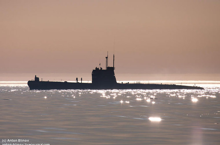 Trước khi Crimea sáp nhập vào Nga, Hải quân Ukraine từng có trong biên chế tàu ngầm phi hạt nhân tấn công Zaporizhzhia thuộc Project 641 được đóng dưới thời Liên Xô. Tuy nhiên, sau sự kiện Crimea, con tàu này đã được giao cho Hạm đội Biển Đen (Hải quân Nga) quản lý.