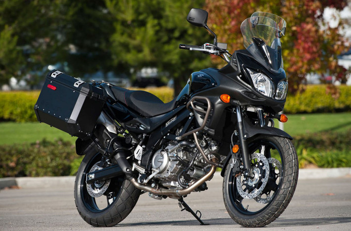 Suzuki V-Strom 650 ABS, giá 8.499 USD