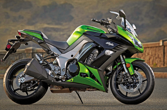 Kawasaki Ninja 1000, giá 11.999 USD