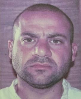 Abdullah Qardesh, hay còn có biệt danh là "giáo sư", đến từ Tal Afar, Iraq. Qardesh từng tốt nghiệp Đại học Khoa học Hồi giáo ở Mosul. Ảnh: Wikipedia.