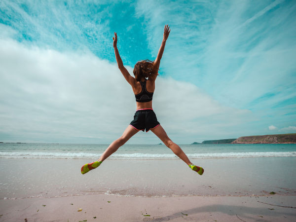 Burpees là bài tập cực kỳ hiệu quả trong việc đốt cháy lượng calo. Bên cạnh đó, tập burpees cũng giúp làm giảm mật độ mô vú và giảm nguy cơ ung thư vú hơn 20%.