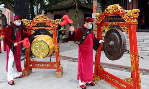 Lễ tế nữ quan ngày mùng 7 tháng Giêng năm Tân Sửu 2021 được tổ chức trang nghiêm, thành kính bày tỏ lòng tri ân công đức Tổ Mẫu Âu Cơ của toàn dân đất Việt và đảm bảo tốt công tác phòng dịch COVID-19.