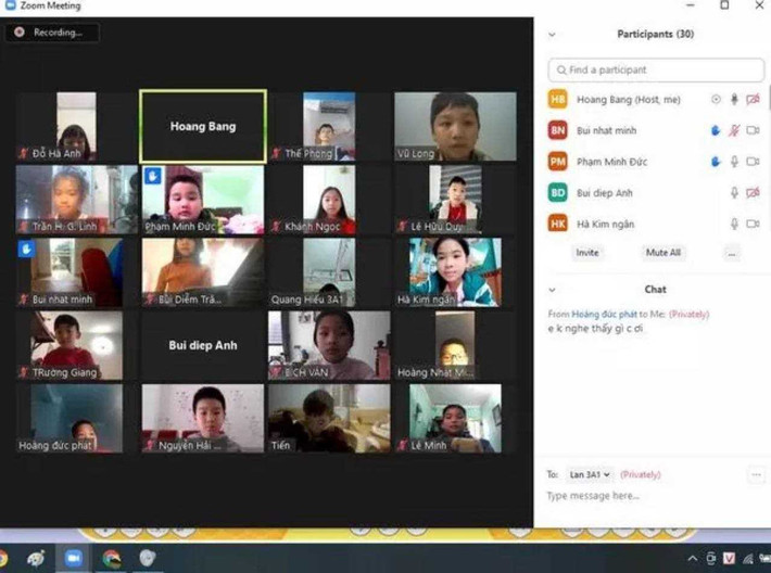 Học sinh tại huyện đảo Cô Tô học online giữa mùa dịch C0VID-19.