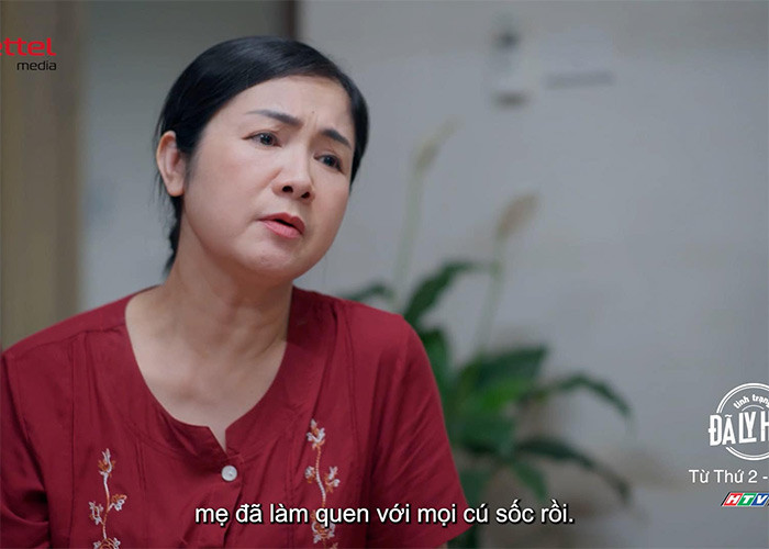 Vai diễn mới nhất của NSND Thu Hà là vai bà Ngọc - bà chủ một quán cơm tấm, mẹ của 4 đứa con đã lớn trong phim "Tình trạng đã ly hôn".