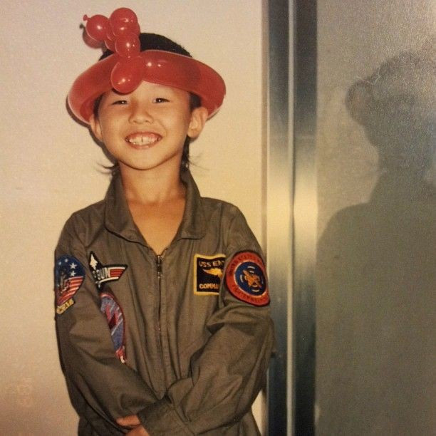 Từ năm 12 tuổi G-Dragon được đào tạo tại công ty giải trí YG Entertainment trước khi ra mắt vào năm 2006 với tư cách là thủ lĩnh nhóm nhạc Big Bang, một trong những nhóm nhạc nam bán đĩa nhạc chạy nhất thế giới. (Ảnh: Koreaboo)