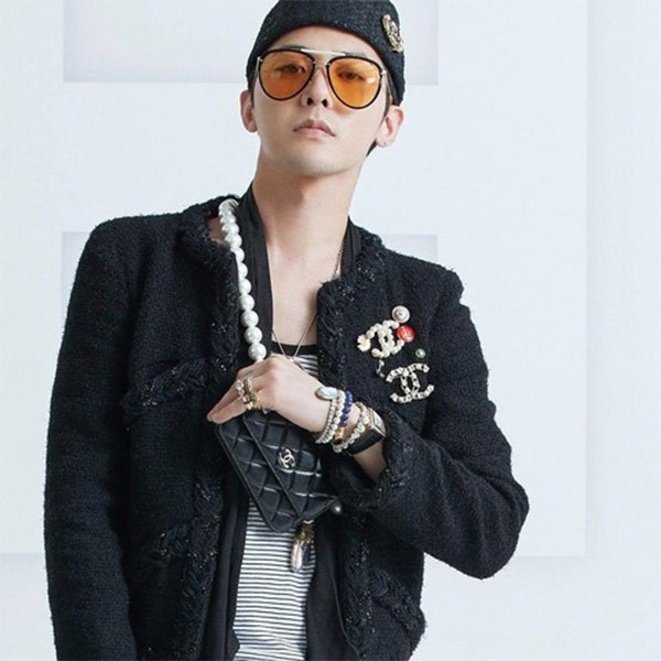 Cuối cùng G-Dragon đã thú nhận rằng anh đã dùng thuốc tại một câu lạc bộ đêm ở Nhật Bản khi đến đây tham dự một buổi hòa nhạc. (Ảnh: Koreaboo)