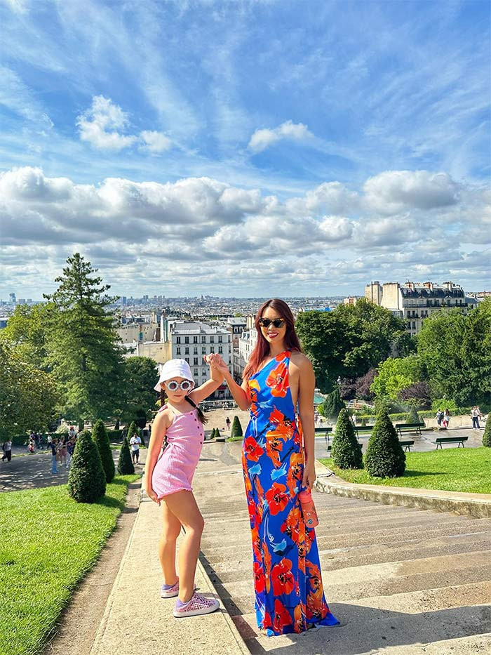 Tháng 6/2018, Hà Anh sinh con gái đầu lòng Myla. Myla càng lớn càng đáng yêu và có nhiều fan hâm mộ.