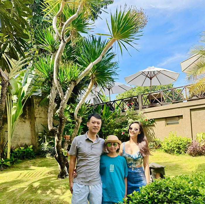 Lã Thanh Huyền cùng chồng và con trai đang có chuyến nghỉ dưỡng tại Bali, Indonesia.
