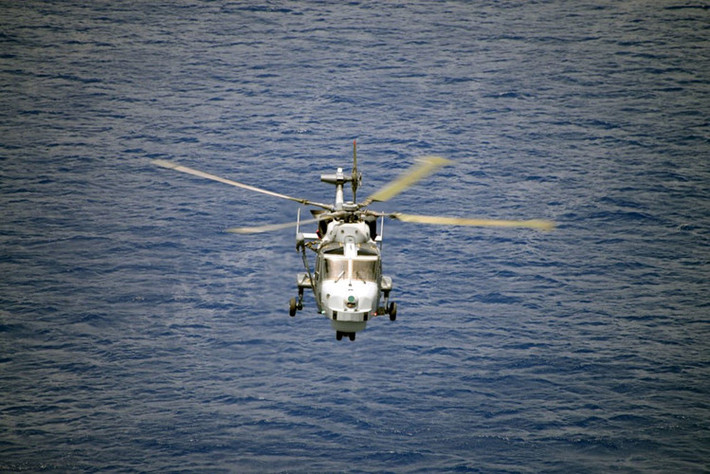 AW159 Wildcat (mèo hoang) là trực thăng hiện đại do liên doanh AgustaWestland (Anh-Italy) thiết kế cải tiến dựa trên mẫu trực thăng Super Lynx cho nhiệm vụ chính săn ngầm, tìm kiếm cứu nạn, vận tải, trinh sát.... Nguyên mẫu bay thử lần đầu tiên ngày 12/11/2009, chính thức phục vụ từ tháng 8/2014.