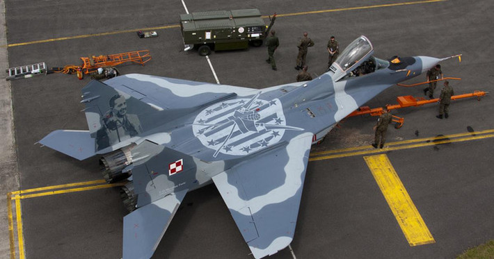 Tiêm kích tàng hình F-35 đang nhanh chóng trở thành loại máy bay chiến đấu được nhiều lực lượng không quân ở châu Âu lựa chọn do những lợi thế về công nghệ và khả năng tác chiến mà nó mang lại so với các đối thủ khác cạnh tranh.