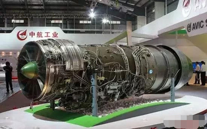Với tiềm lực kinh tế, công nghệ, Trung Quốc đã "dốc toàn lực" để phát triển động cơ máy bay; họ cũng đã chế tạo được động cơ WS-15, nhưng thiết kế của nó, đã tụt hậu so với chính chiếc J-20 và kém xa động cơ cùng loại của Nga và Mỹ.