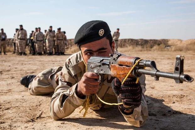 AK-47 có lẽ là loại súng phổ biến nhất trên thế giới, được xếp loại là mẫu súng bộ binh được sản xuất nhiều nhất trong lịch sử (có lẽ không có mẫu súng nào được sản xuất nhiều như vậy), với khoảng hơn 100 triệu khẩu, chiếm khoảng 20% tổng số súng ống trên thế giới.