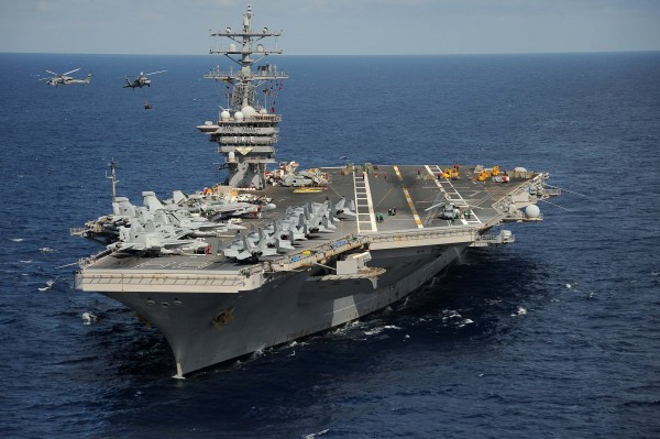 Thứ hai là tàu sân bay USS Dwight D. Eisenhower, mang tên vị Tổng thống thứ 34 của Mỹ, người từng giữ vai trò là tư lệnh tối cao các lực lượng đồng minh tại châu Âu. USS Eisenhower từng chỉ huy cuộc đổ bộ thành công vào nước Pháp và tấn công phát xít Đức trong chiến tranh thế giới lần thứ hai.