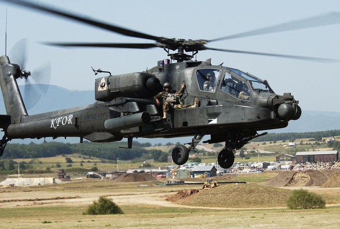 Cuối cùng là trực thăng AH-64 Apache, là máy bay trực thăng tấn công của lục quân Mỹ, thế hệ kế tiếp của máy bay trực thăng Bell AH-1 Cobra. Nó được thiết kế bởi hãng Hughes, sau đó được phát triển bởi hãng McDonnell Douglas và hiện tại được sản xuất bởi hãng Boeing.